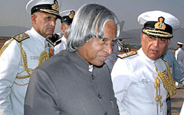 The President, Dr A.P.J. Abdul Kalam, is greeted by Chief Commandant Suresh Mehtha (right) and Admiral Arun Prakash in Vishakapatnam, as he arrives to participate in the Presidential Fleet Review on Sunday.