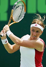 Svetlana Kuznetsova of Russia returns a shot to Ai Sugiyama of Japan during the Nasdaq-100 Open in Miami on Tuesday
