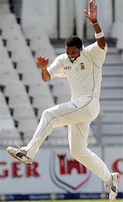 South Africa�s Makhaya Ntini celebrates taking the wicket of Australia�s Ricky Ponting on the second day of the third Test at the Wanderers Stadium in Johannesburg
