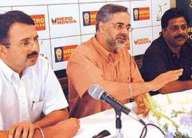 Chandigarh Golf Club President G. S. Sandhu addresses mediapersons in Chandigarh on Monday