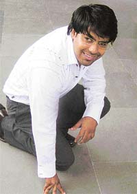 Creativity unlimited: Jack of all trades Sanjay Bhatt, tries to be anchoring�s master.