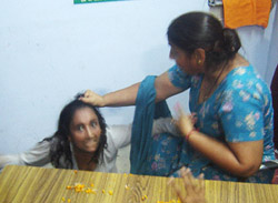 Ms Madhu Khanna, self-styled president of the Mahila Seva Dal of the Congress, being beaten up by its newly elected president Kamlesh Saini at Congress Bhavan in Amritsar