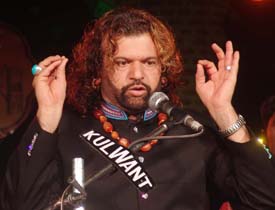 Punjabi Sufi singer Hans Raj Hans performs at Khalsa College during the Amritsar Heritage Festival