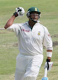 Jacques Kallis of South Africa celebrates after hitting the winning run on the fifth day of the first Test against Pakistan