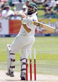 Pakistan�s Inzamam-ul-Haq plays a hook shot on the second day of the second Test against South Africa