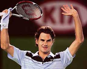 Roger Federer of Switzerland celebrates after beating Andy Roddick of the US in a semifinal match at the Australian Open in Melbourne on Thursday. Federer won 6-4, 6-0, 6-2. 