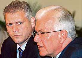 International Cricket Council chief executive Malcolm Speed (right) answers a question as Jamaica�s deputy commissioner of police Mark Shields looks on during a press conference at the Pegasus Hotel in Kingston on Thursday. 