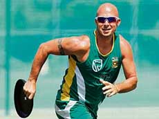 South Africa�s Herschelle Gibbs during a practice session in St George�s on Thursday. The Proteas take on New Zealand on Saturday. 