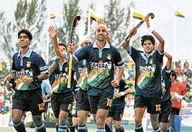 The Indian team acknowledges the crowd after defeating South Korea 1-0 for the bronze medal in the Sultan Azlan Shah hockey tournament in Ipoh