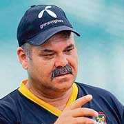 Bangladesh coach Dav Whatmore is widely tipped to become India�s next cricket coach