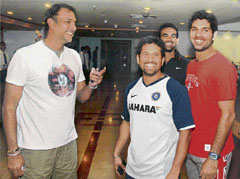 Ravi Shastri (left) with Sachin Tendulkar, Zaheer Khan and Yuvraj Singh at the team hotel in Chittagong on Sunday.