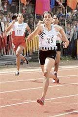 Chitra Soman (169) during the 400m at the 6th Asian Grand Prix Series 2007 (3rd leg) at Baburao Sanas stadium in Pune on Wednesday. Chitra won gold in the event.