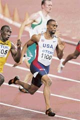 Tyson Gay of the USA runs through a corner in his men's 200 metres semi-final heat at the 11th IAAF World Athletics Championships in Osaka, on Wednesday. 