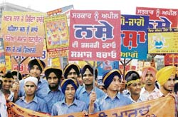 Students participate in a anti-drugs and tobacco march taken out by the Khalsa Action Committee in Amritsar