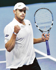 Andy Roddick of the USA celebrates after beating Sweden�s Jonas Bjorkman during the Davis Cup semifinal in Gothenburg on Sunday