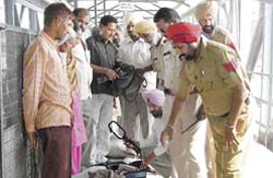 The RPF and the GRP carry out a checking drive at the Bathinda Railway station