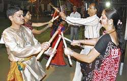 Gujaratis play dandia in Bathinda.
