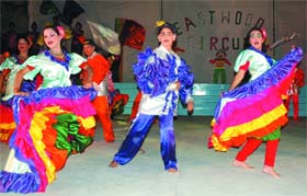 Students performing Jumbo musical drama, a Walt Disney production
