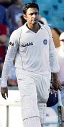 Indian captain Anil Kumble walks back to the pavilion on the final day of the second Test match at the Sydney Cricket Ground after Australia won the second Test