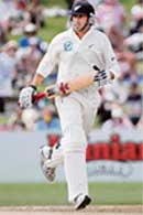 New Zealand�s Stephen Fleming runs between the wickets during the fourth day of the third Test against England in Napier