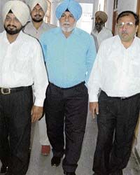 AIG, Punjab Police, Security, Davinder Singh Garcha, in the CBI Special Court after getting bail in Patiala