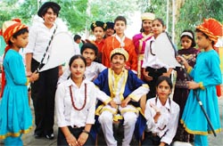 Participants of the Camp in traditional and western attires in Bathinda
