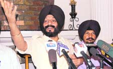 All-India Anti-Terrorist Front president Maninderjit Singh Bitta addresses journalists in Amritsar on Monday.