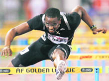 Dayron Robles� battle with Olympic champion and former world record holder Liu promises to be one of the highlights of the athletics in Beijing. Robles clocked 12.88 seconds on a cloudy but still evening at the Paris Golden league meeting on Friday.