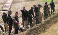 Armymen strengthen the Kanwawali bundh in Fazilka subdivision on Wednesday.
