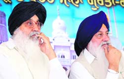 Chief Minister Parkash Singh Badal and SGPC chief Avtar Singh at Takht Damdama Sahib in Bathinda