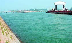 A veiw of the Ganga in Roorkee. 