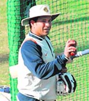 Sachin Tendulkar and Ishant Sharma at the nets in the PCA Stadium in Mohali preparing for the second Test against England slated to begin from Friday.