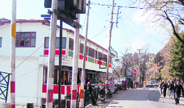 Despite bright sunshine, the Mall Road in Mussoorie wore a deserted look on Saturday.
