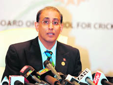 ICC chief executive Haroon Lorgat addresses a press conference in Mumbai on Tuesday.