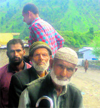 Farmers in the Sawjian sector.