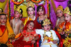 Tiny-tots of Blooming Buds School celebrate Janmashtami in Bathinda