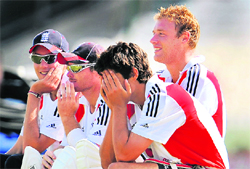 Stuart Broad (L), Ian Bell (2nd L), Andrew Flintoff (R) and Alastair Cook chat in London, on Wednesday. 