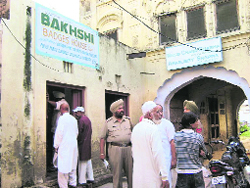 Members of a special investigation team from Amritsar raid the shop of alleged Pakistani spy Sabir Bakshi at Malerkotla 