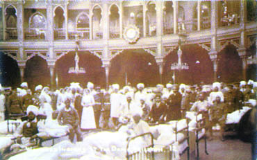 Thousands of injured Indian soldiers were brought to Brighton for treatment. They were suffering from serious injuries sustained at the battlefront in World War I