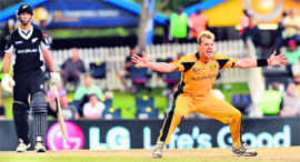 Australia�s Brett Lee successfully appeals against New Zealand�s Grant Elliott during at SuperSport Park in Centurion on Monday.