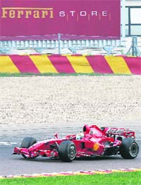 Ferrari�s Brazilian driver Felipe Massa steers a F2007, Ferrari�s 2007 F1 model, during a test session on Monday at Maranello