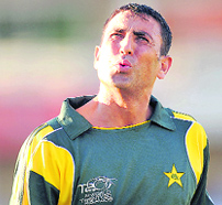 When the captain is notscoring runs it becomesdifficult for him to turnthings his way