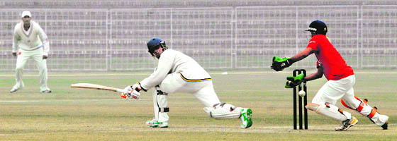 Blue team captain Reetinder Sodhi bats on Saturday.