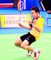 Lee Chong Wei reacts after winning the men's singles final against Gade Peter Hong at the Korea Open Super Series in Seoul on Sunday.