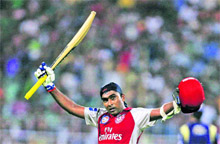 Mahela Jayawardene celebrates his century on Sunday.