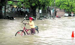 The road dividing the mini secretariat and district court areas in the town
