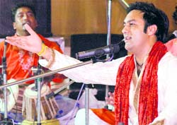 Punjabi Sufi singer Lakhwinder Wadali performing 
