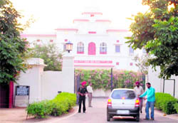 Security personnel check vehicles at the New Moti Bagh Palace, residence of former CM Amarinder Singh, in Patiala on Saturday