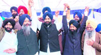 Bikram Singh Majithia (centre) and (left to right) MLA, Banur, Jasjit Singh Bunny, senior Akali leader Prem Singh Chandumajra and former Youth Akali Dal presidents Sharanjit Singh Dhillon and Amrik Singh Aliwal at a meeting in Chandigarh on Tuesday.