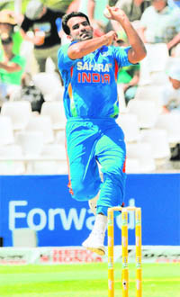 Zaheer Khan bowls to South African Hashim Amla during the third one-day international at Newlands Stadium in Cape Town on Tuesday.